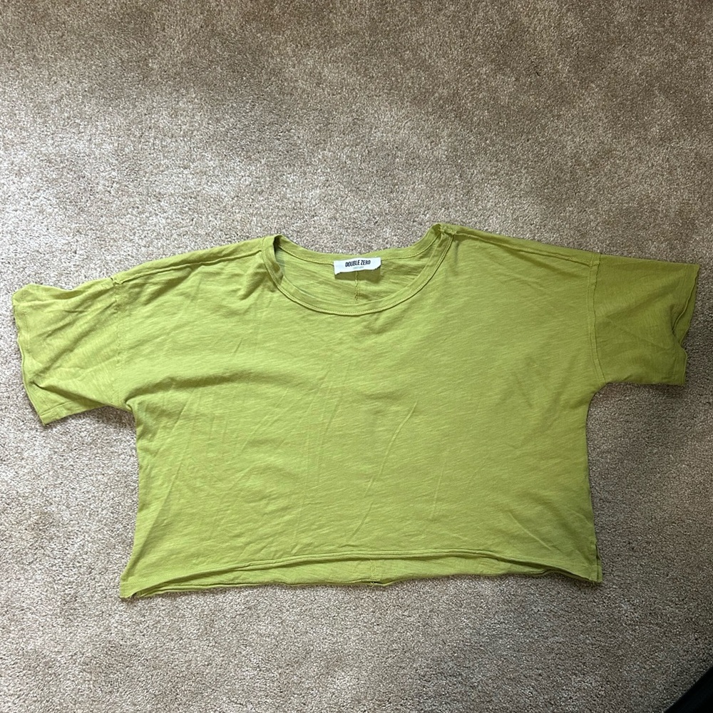 Large Olive green cropped double zero shirt